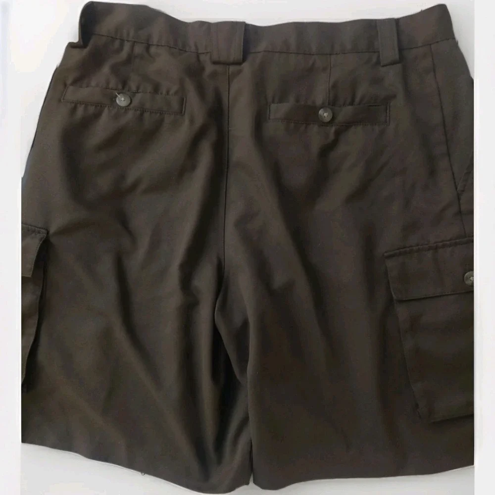 Men's Croft And Barrow Dark Khaki/Brown Shorts Size 34